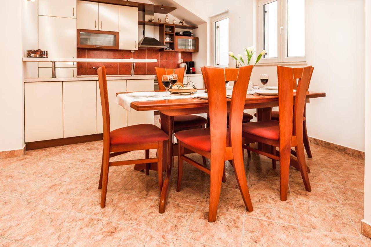 Sunset Apartments Бол Екстериор снимка