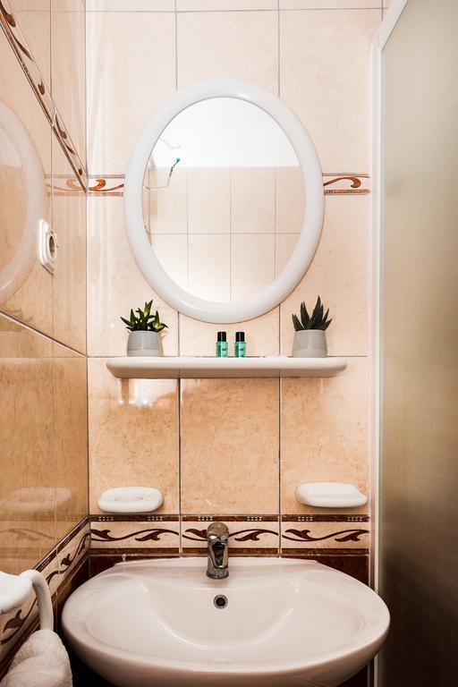 Sunset Apartments Бол Екстериор снимка